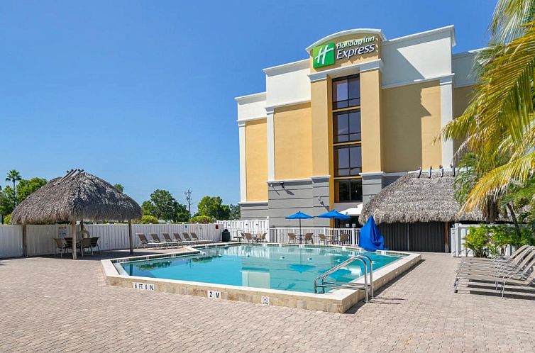 Holiday Inn Express Cape Coral-Fort Myers Area, an IHG Hotel