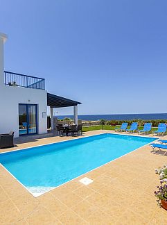 Vakantiewoning Astrofegia Beachfront Villa, Pomos, Paphos, Cyprus