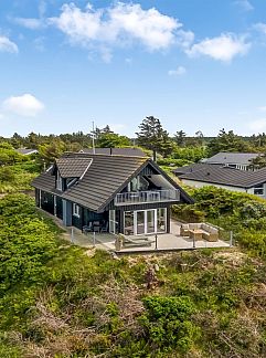 Vakantiewoning Vakantiehuis "Bylgja" - 1.7km from the sea, Blokhus, Noord-Jutland, Denemarken
