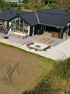 Ferienhaus Vakantiehuis "Eljena" - 600m from the sea, Strandby, Nordjütland, Dänemark