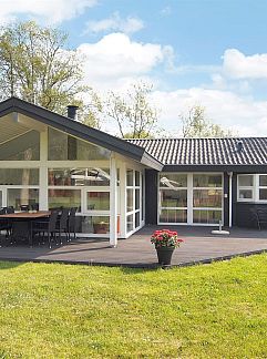 Holiday property Vakantiehuis "Felisa" - 300m from the sea, Humble, Southern Denmark, Denmark
