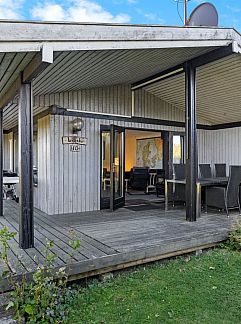 Holiday property Vakantiehuis "Snari" - 10m from the sea, Svendborg, Southern Denmark, Denmark