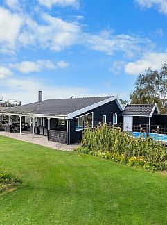Vakantiewoning Vakantiehuis "Lanica" - 150m from the sea, Mesinge, Zuid-Denemarken, Denemarken