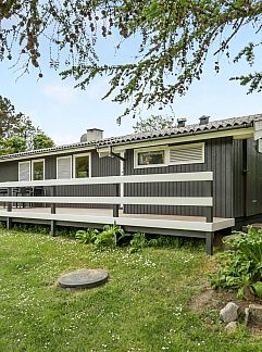 Holiday property Vakantiehuis "Luci" - 20m from the sea, Martofte, Southern Denmark, Denmark