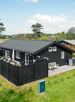 Holiday property Vakantiehuis "Haley" - 150m from the sea, Millinge, Southern Denmark, Denmark