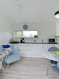 Vakantiewoning Vakantiehuis "Elja" - 750m from the sea, Væggerløse, Seeland, Denemarken