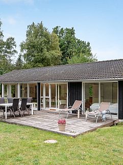 Ferienhaus Vakantiehuis "Thorsmod" - 2.6km from the sea, Frederiksværk, Seeland, Dänemark