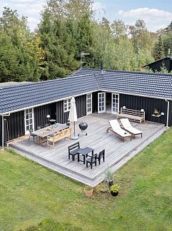 Ferienhaus Vakantiehuis "Tatyana" - 1.6km from the sea, Højby, Seeland, Dänemark
