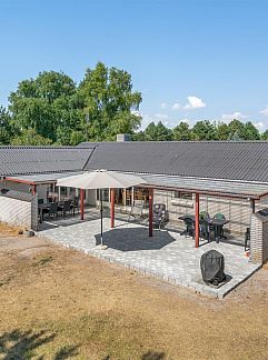 Logement de vacances Vakantiehuis "Aksel" - 150m from the sea, Rødby, Seeland, Danemark