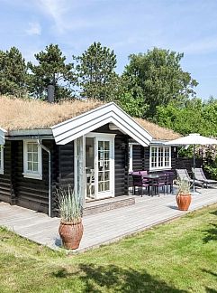 Logement de vacances Vakantiehuis "Batsha" - 350m from the sea, Tisvildeleje, Seeland, Danemark