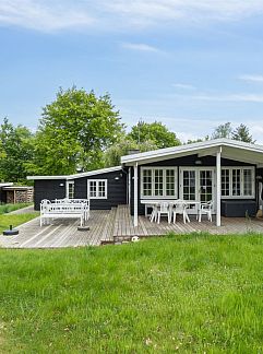Logement de vacances Vakantiehuis "Naira" - 1.8km from the sea, Tisvildeleje, Seeland, Danemark
