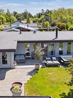 Logement de vacances Vakantiehuis "Dorthie" - 800m from the sea, Hornbaek, Seeland, Danemark