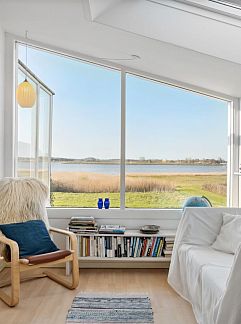 Holiday property Vakantiehuis "Brunman" - 10m to the fjord, Grevinge, Seeland, Denmark