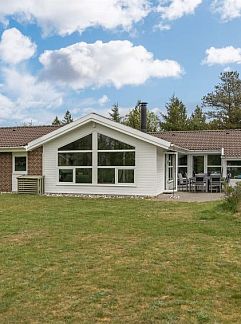Vakantiewoning Vakantiehuis "Aldina" - 400m to the inlet, Havndal, Midden Jutland, Denemarken