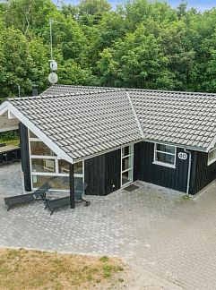 Vakantiewoning Vakantiehuis "Hælf" - 600m from the sea, Grenaa, Midden Jutland, Denemarken
