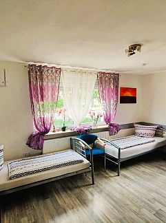 Apartment Hotel Gasthof Schützen, Laupheim, Baden-Württemberg, Germany