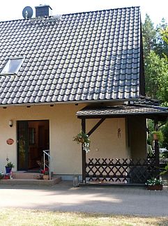 Apartment Appartement Holz-Bungalow mit Terrasse, Borkheide, Berlin / Brandenburg, Germany