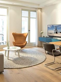 Apartment Appartement Villa Celia Sellin, Ostseebad Sellin, Baltic Sea, Germany