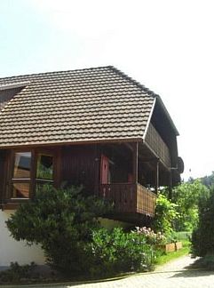 Apartment Landgasthof zum Pflug, Zell am Harmersbach, Black Forest, Germany