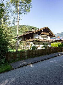 Apartment Appartement Haus Hinterseer, Schneizlreuth, Bavaria, Germany