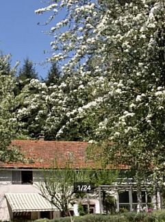 Vakantiewoning La Gare, St. Jacques des Blats, Auvergne, Frankrijk