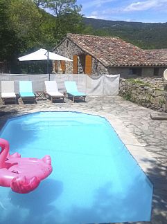 Ferienhaus Vakantiehuis Finca "Mas de l'Aire" mit Infinity-Pool, Cros, Auvergne, Frankreich