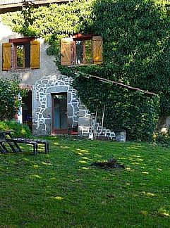 Tent house Wood, Sainte-Sigolène, Auvergne, France
