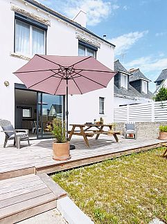 Ferienhaus Vakantiehuis Geräumiges Haus mit direktem Zugang zum Strand, Guilvinec, Bretagne, Frankreich