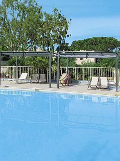 Appartement Hotel Cala di l'Oru, L'Île-Rousse, Corse, France