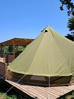 Zelthaus «Sybley Apex tent», Eymoutiers, Limousin, Frankreich