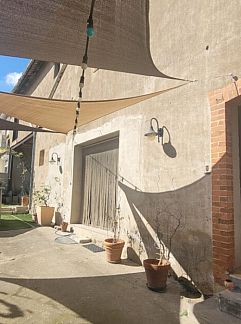 Logement de vacances Geschakelde woning in Autignac, Autignac, Languedoc-Roussillon, France