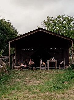 Tent house Tenthuisje met warme privédouche in de tent, La Flocellière, Pays de la Loire, France
