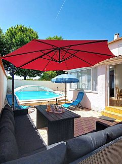 Holiday property Vakantiehuis Le Mas des Buis, Orange, Provence / Cote d'Azur, France