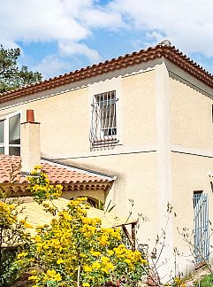 Apartment Appartement Appart T2 Historisches Zentrum mit Wifi-Parkplat, Avignon, Provence / Cote d'Azur, France