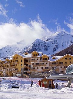 Apartment Appartement Parc des Airelles, Les Orres, Provence / Cote d'Azur, France