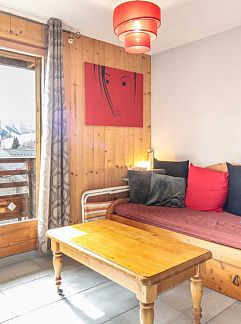 Apartment Appartement Les Tetras, Saint-Sorlin-d'Arves, Rhone-Alphes, France