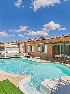 Logement de vacances Geschakelde woning in Lablachère, Lablachere, Rhône-Alpes, France
