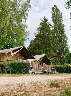 Zelthaus Nomad, Les Abrets, Rhone-Alphes, Frankreich