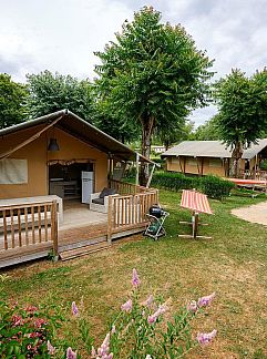 Tent house Wood, Les Abrets, Rhone-Alphes, France