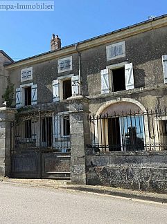 Ferienhaus Geschakelde woning in Chatillon Sur Saone, Chatillon-sur-saone, Lorraine, Frankreich