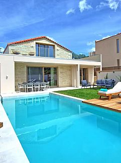 Logement de vacances Villa Adonai, Argyroupoli, Attique, Grèce