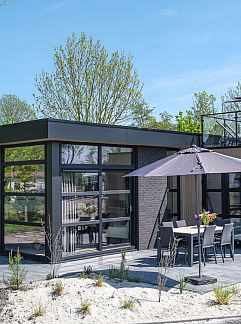 Vakantiewoning , Makkum, IJsselmeer, 