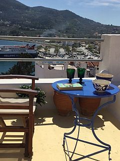 Logement de vacances Vakantiehuis "Julia" mit Blick auf das Wasser, Skopelos, Grecques les îles, Grèce