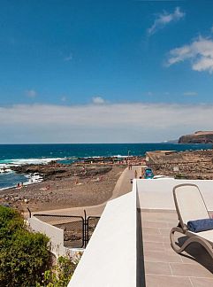 Apartment Appartement Komfortable Ferienwohnung in El Turman mit Terra, Agaete, Canary Islands, Spain