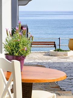 Apartment Appartement Wohnung "Aliki" mit Blick auf das Wasser, Myrtos, Crete, Greece