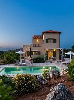 Logement de vacances Villa Helios, Xirosterni, Crète, Grèce