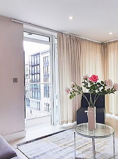 Apartment Appartement Altitude Point, London City, England, Great Britain