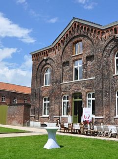 Vakantiewoning PIPOWAGEN, Wodecq, Henegouwen, België