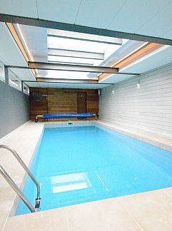 Ferienhaus Gite à la ferme avec Piscine intérrieur  sauna et bains à, Goesnes, Namur, Belgien