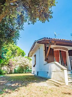 Vakantiewoning Vakantiehuis VILLA AZZURRA 1°, Comacchio, Emilia Romagna, Italië
